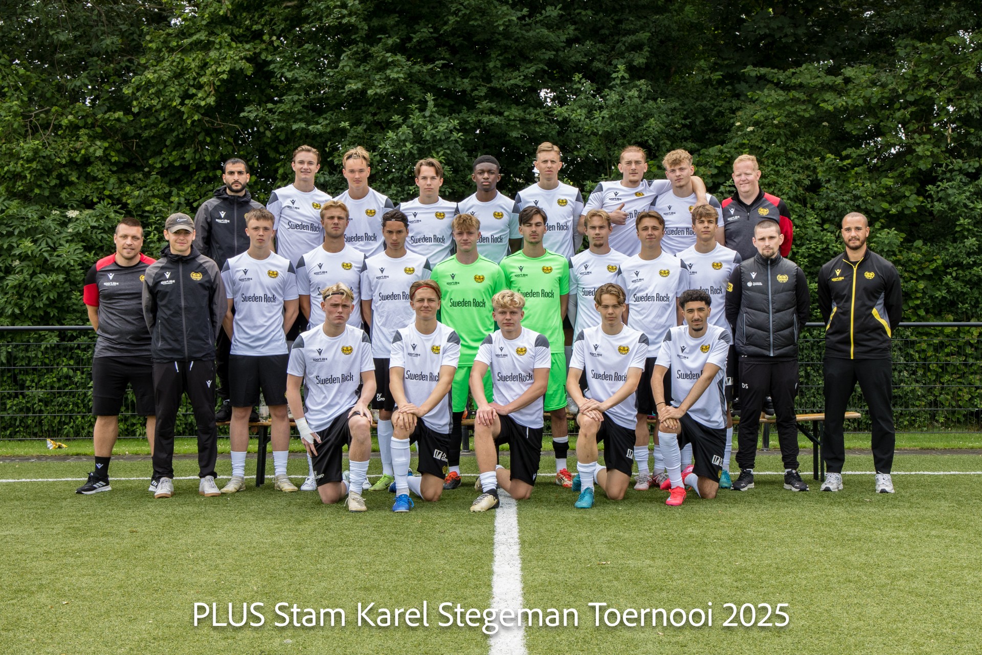 2025-06-07 IKS teamfotos hr-6143